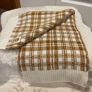 Timberland Buffalo Plaid Rust Orange Cream Knit Scarf